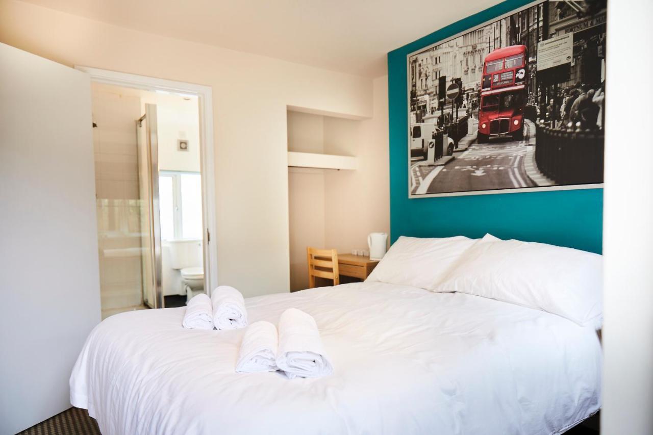 더 로얼드 그렌펠 메이든헤드 외부 사진 A typical room at the hotel